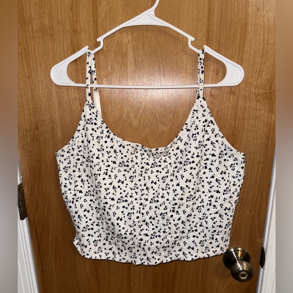 White floral crop top